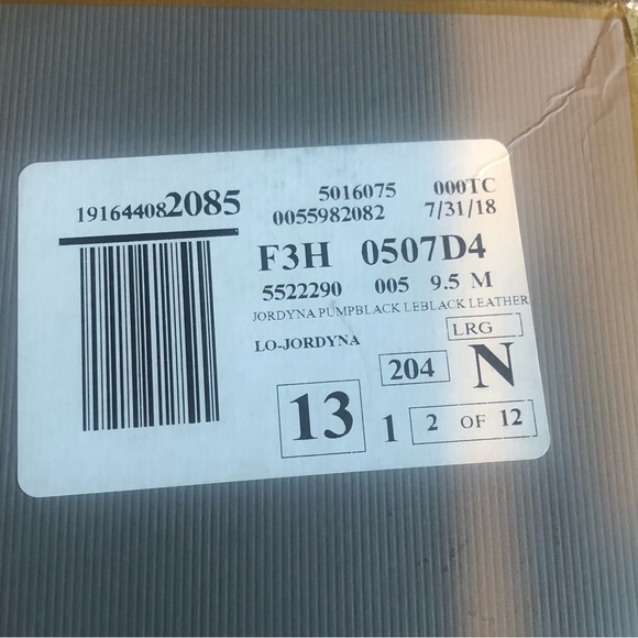 🌹ISAAC Mizrahi Black & White Tweed Pumps in Sz 9.5 Mint Condition in 4” - Picture 5 of 5